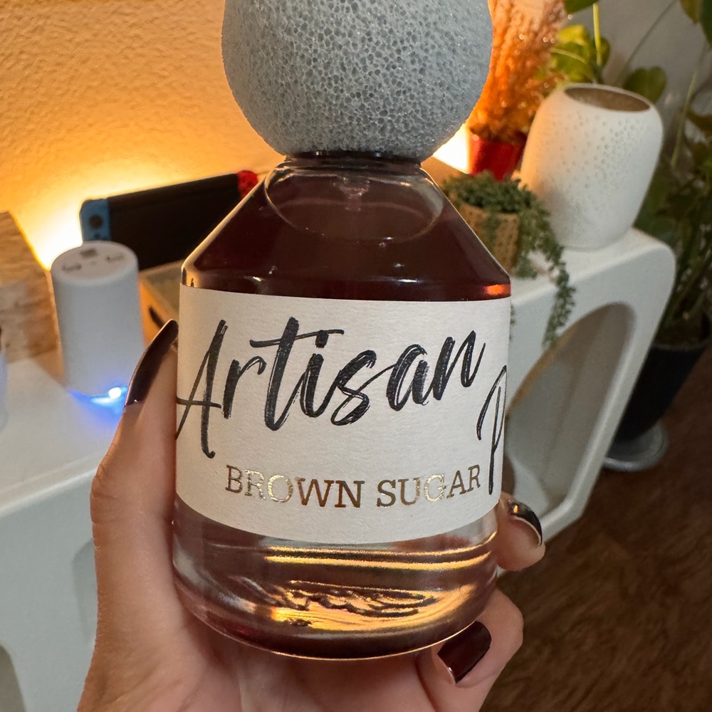 Fragrance World Artisan Perfumery Brown Sugar EDP